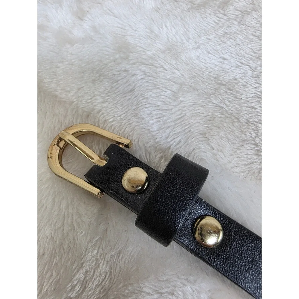Womens Black Faux Leather Skinny Belt‎ Gold Buckle Adjustable Size 10